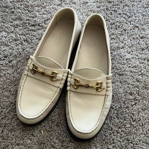 Massimo Dutti leather nude loafers